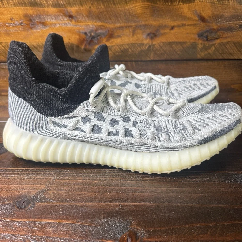 Adidas Men's Yeezy Boost 350 V2 CMPCT Slate White Panda Sz 12 (11.5